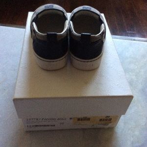 baby/walker slip on sneakers